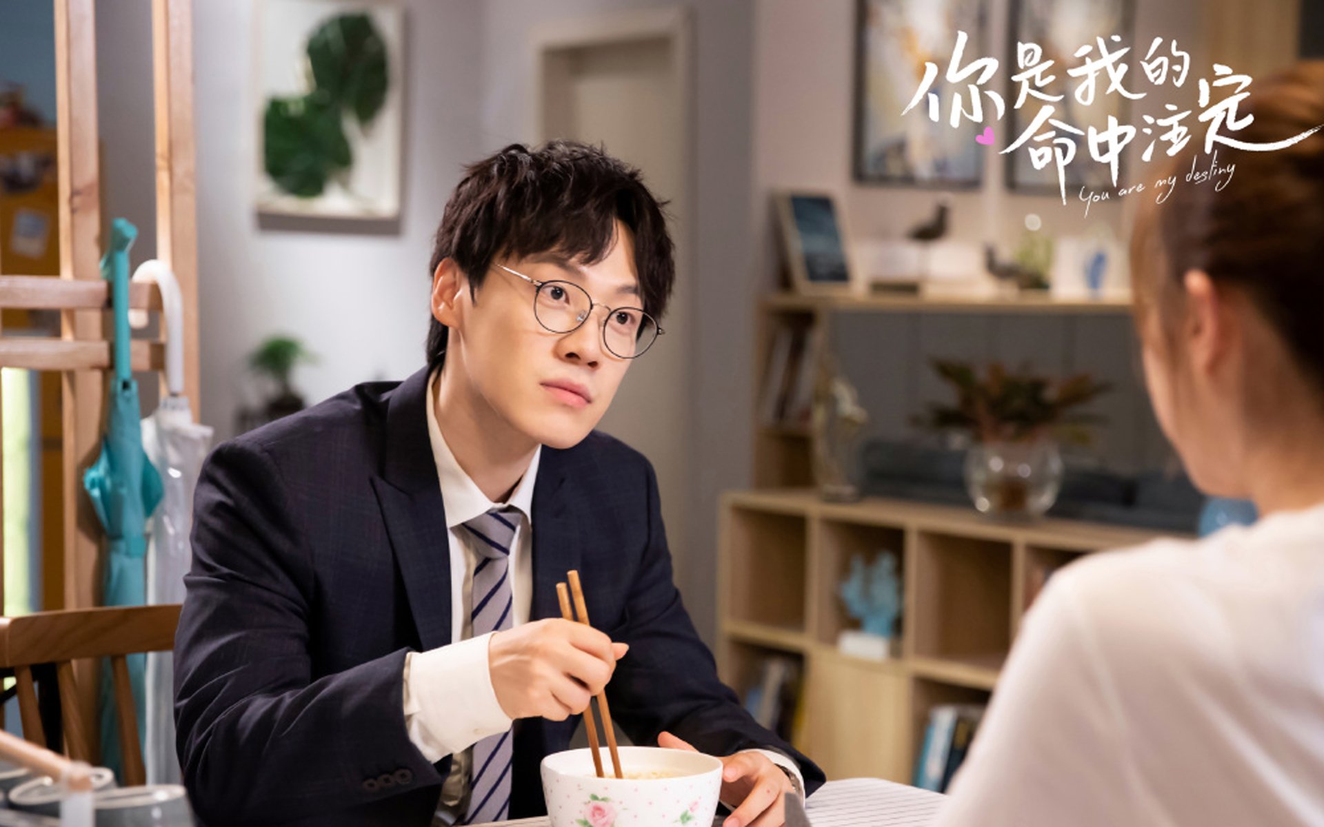 全黑队传球速度与空间利用能力，是其进攻制胜的关键，全黑球衣什么意思