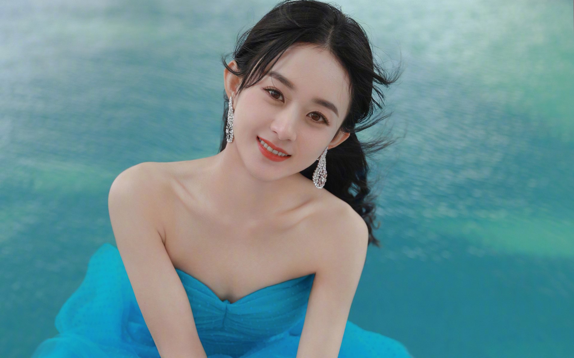 拉恩：全黑队外线的重要进攻手段，突破速度让对手防不胜防，拉恩对费雷拉